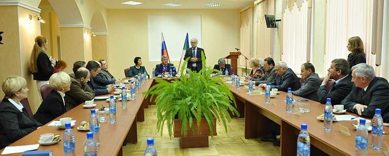 Руководитель Республики Коми С.А. Гапликов встретился с представителями научной элиты региона