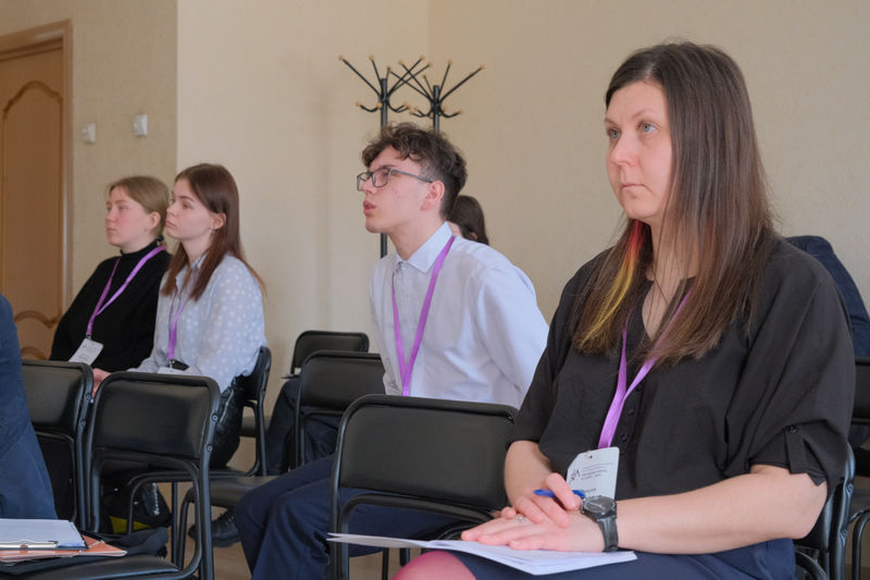 Ученые ИЯЛИ приняли участие в научной школе-конференции «Молодежь и наука на Севере – 2022»