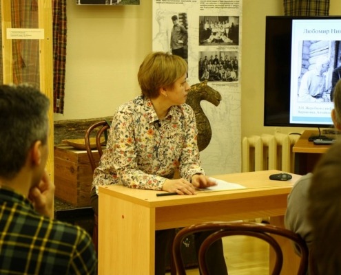 В.В. Власова познакомила студентов с фотонаследием Л.Н. Жеребцова