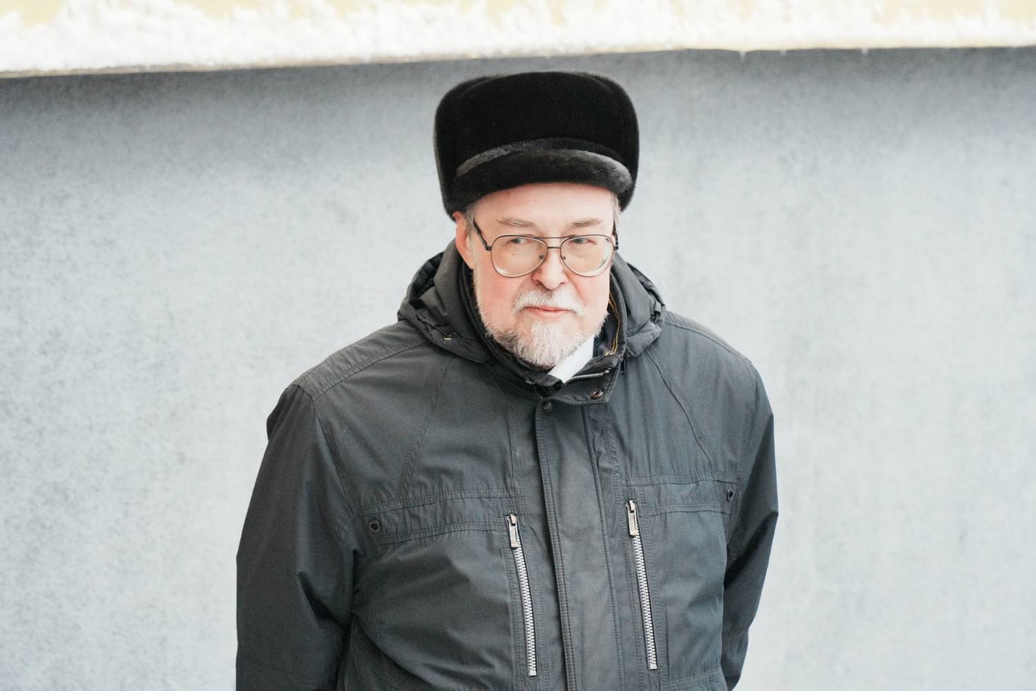 Открыта мемориальная доска видному коми ученому Любомиру Жеребцову